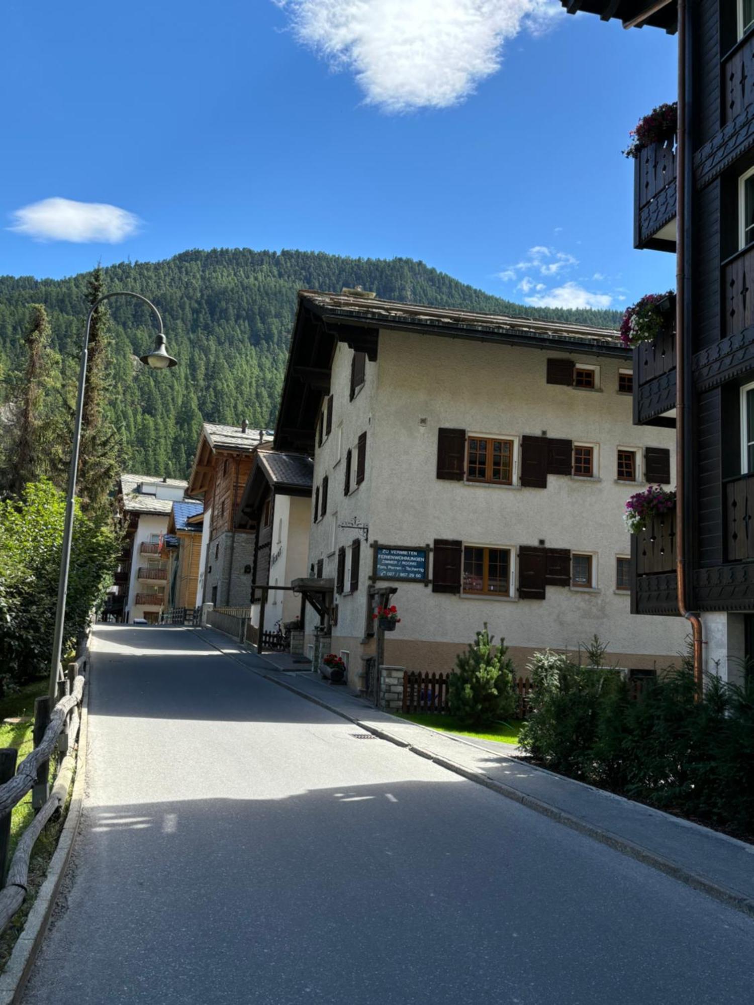 Chalet Medi Zermatt Buitenkant foto